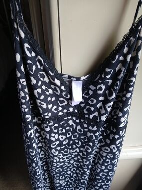 Secret Treasures Black and White Leopard Print Chemise Slip